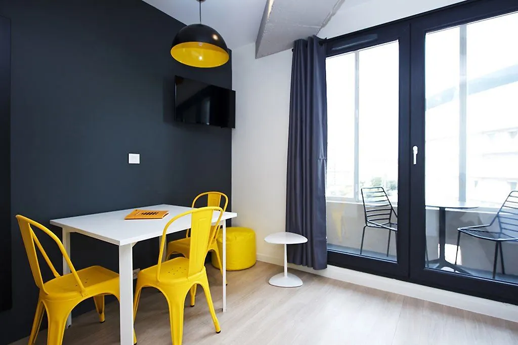 Staycity Aparthotel Lyon Hotel