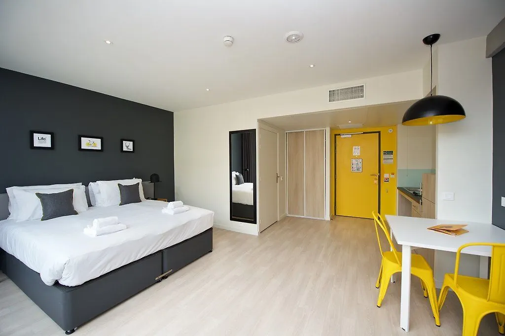 Staycity Aparthotel Lyon 3*,  France