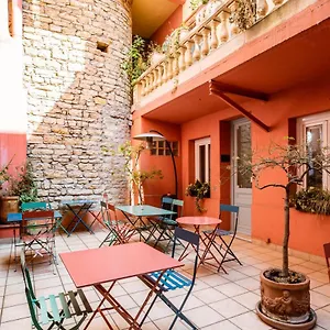 Au Patio Morand Hotel