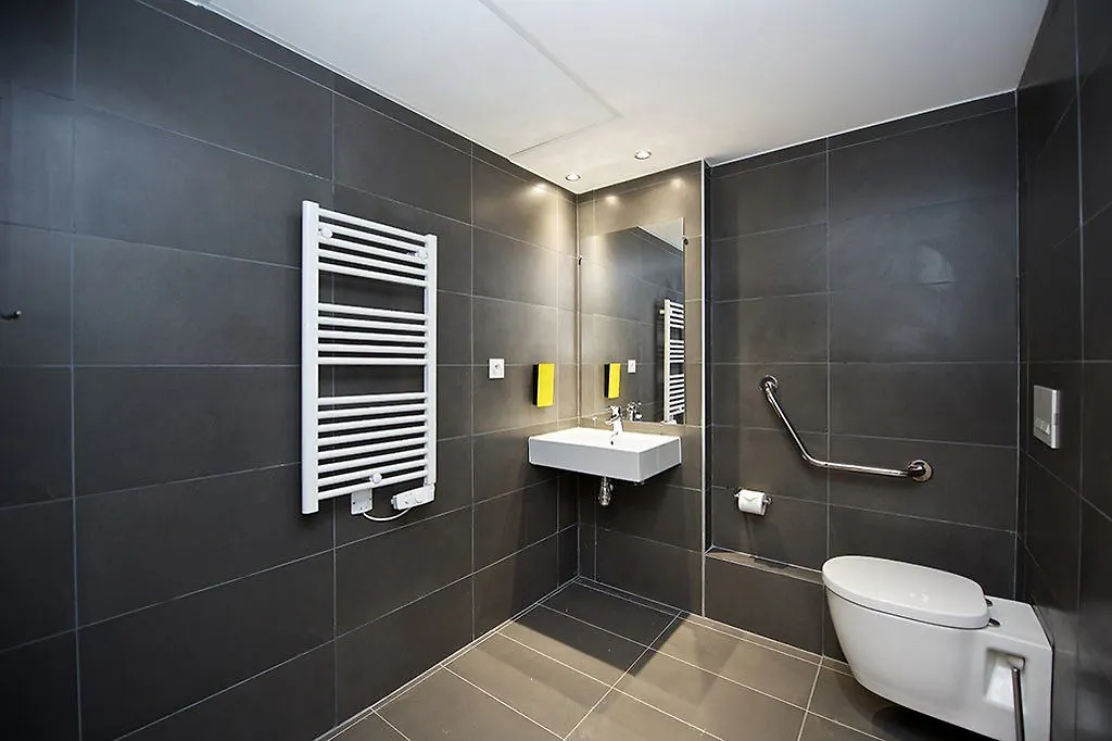 Staycity Aparthotel Lyon Hotel